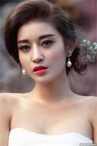 穿越成孟婆三七的彼岸花